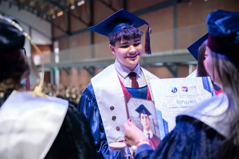 Gradua-Bach-Qui-1
